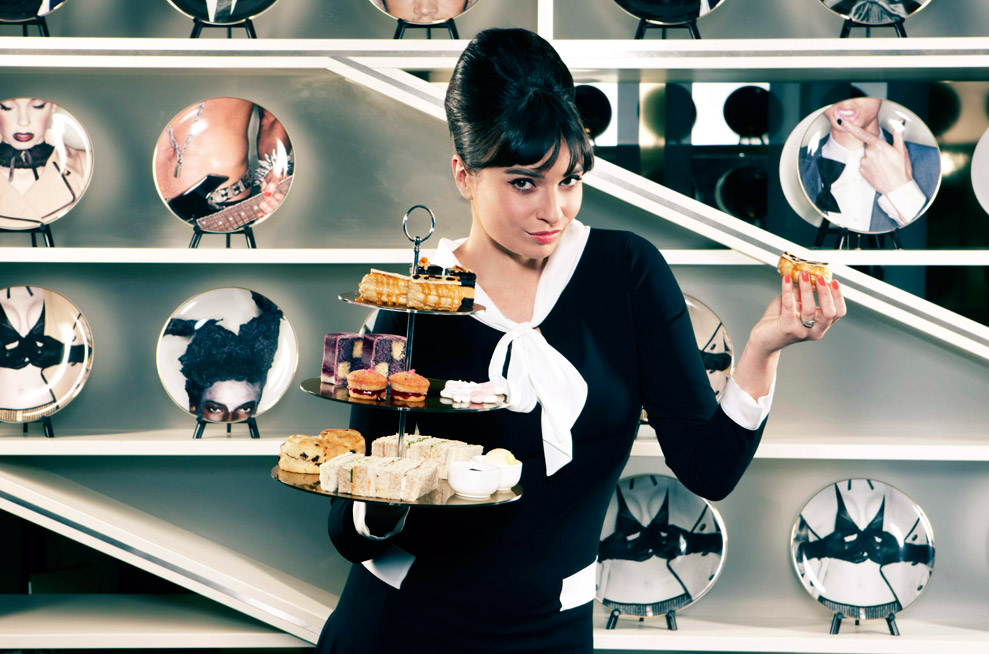 Gizzi Erskine