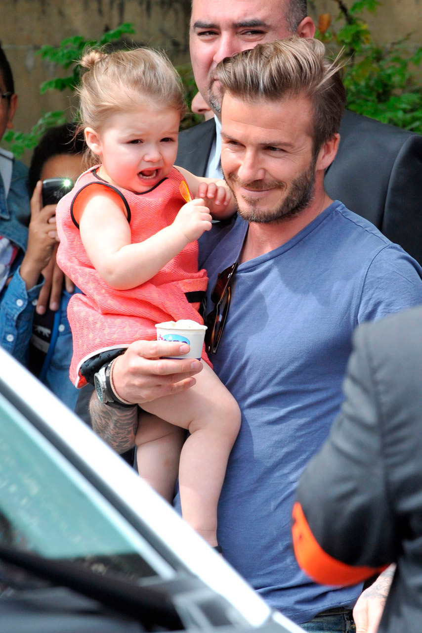 David And Victoria Beckham Go On A Shopping Spree In Paris David And Victoria Beckham Go On A Shopping Spree In Paris