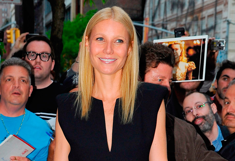 Gwyneth Paltrow dresses down for Apple store appearance