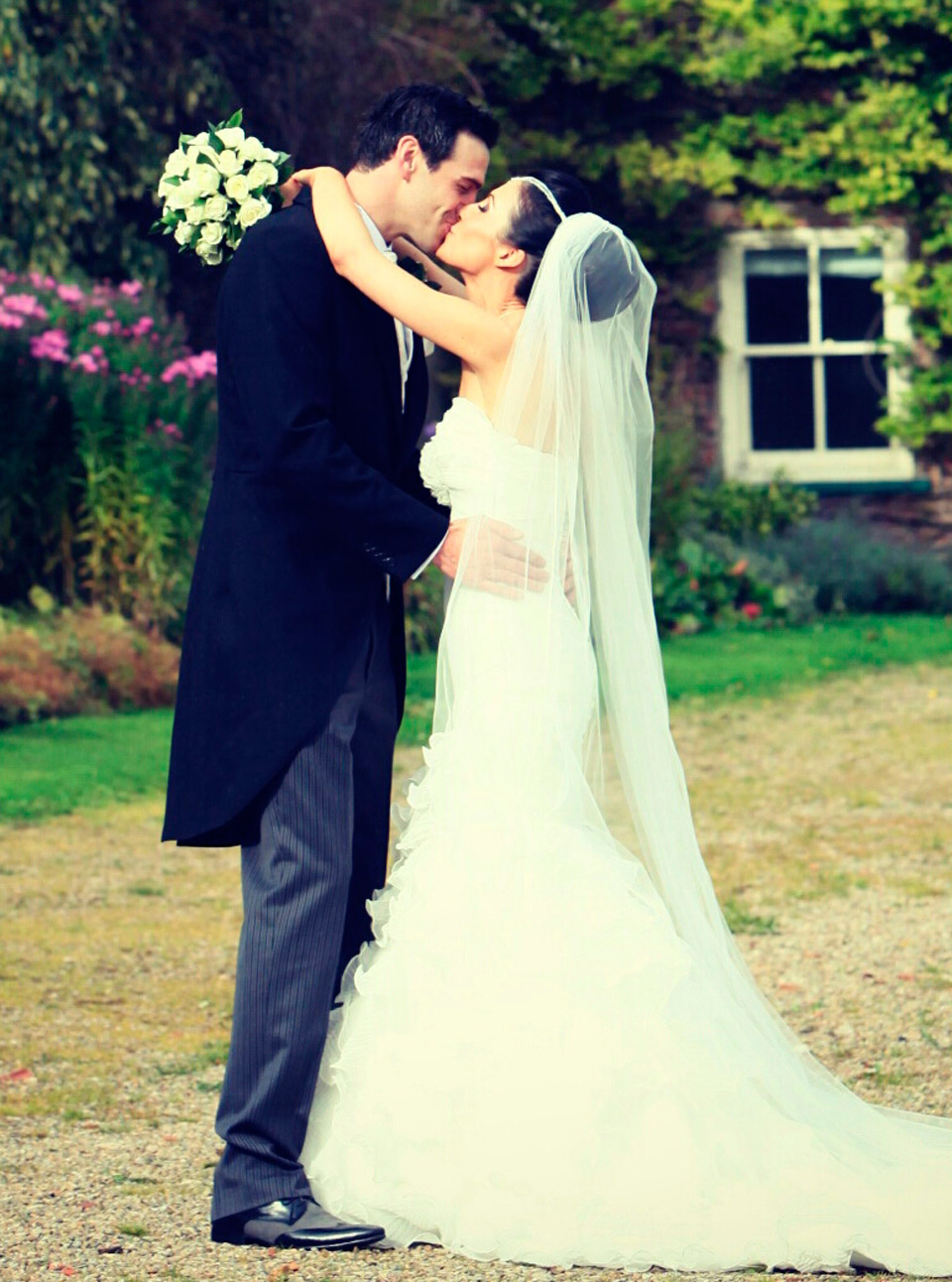 Kirsten Donkin - Stylish Real Life Brides