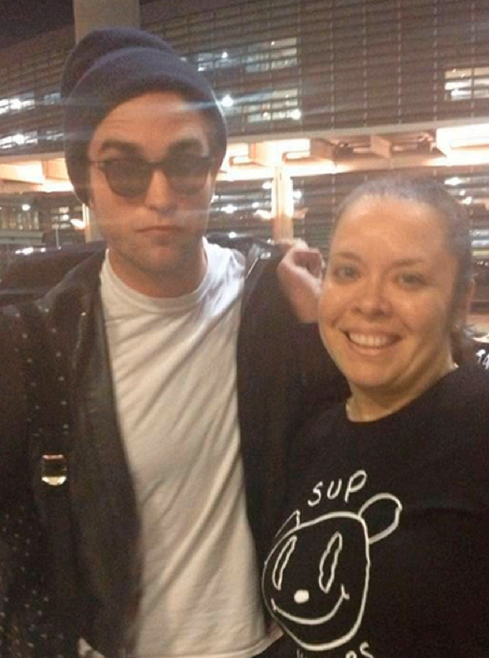 Robert Pattinson - Celebrity Twitpics 