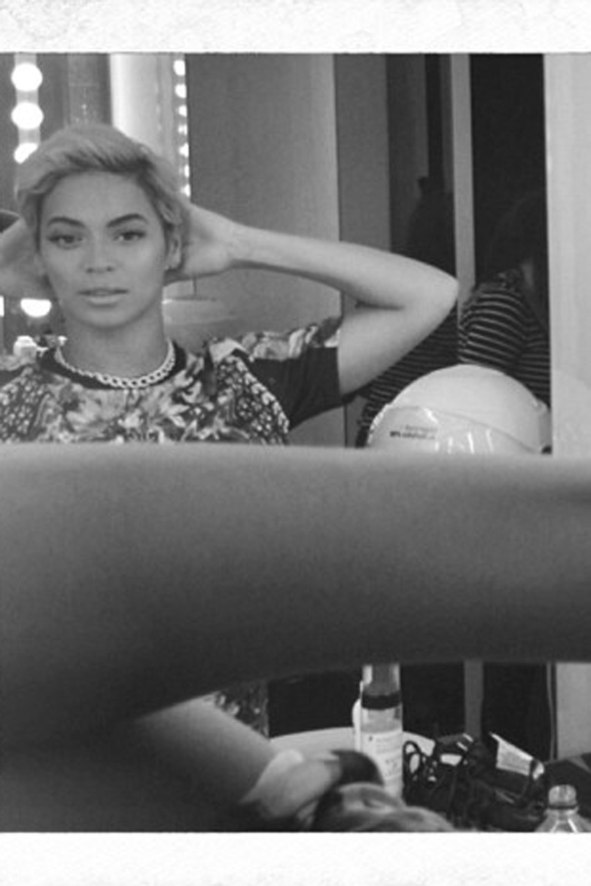 Beyonce unveils a short pixie crop hairstyle Beyonce unveils a short pixie crop hairstyle