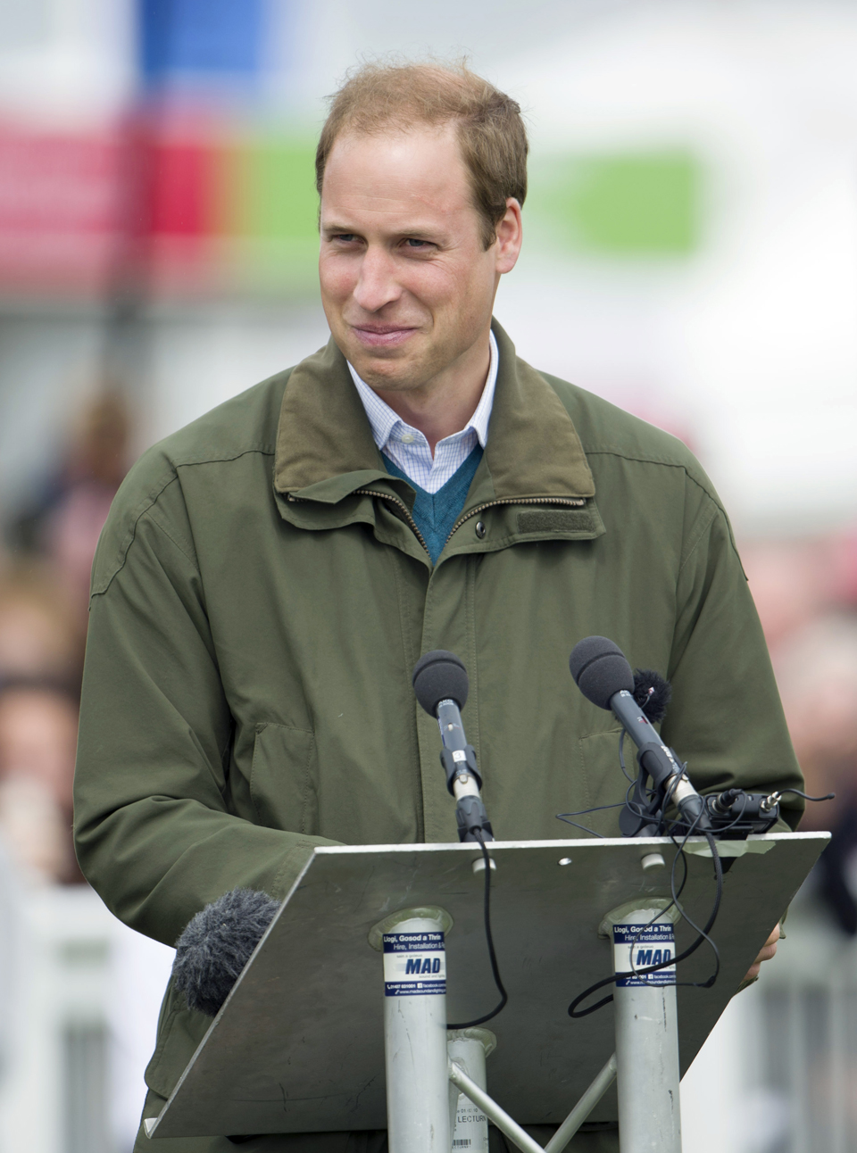Prince George Is Loud’ and Extremely Good Looking’ Says Proud Dad Prince William Prince George Is Loud’ and Extremely Good Looking’ Says Proud Dad Prince William