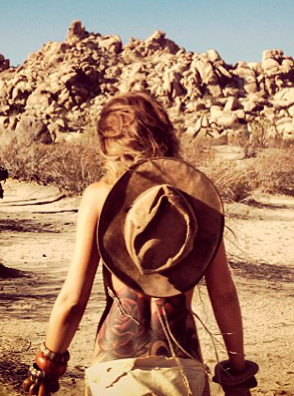 Cheryl Cole shares pictures from her holiday