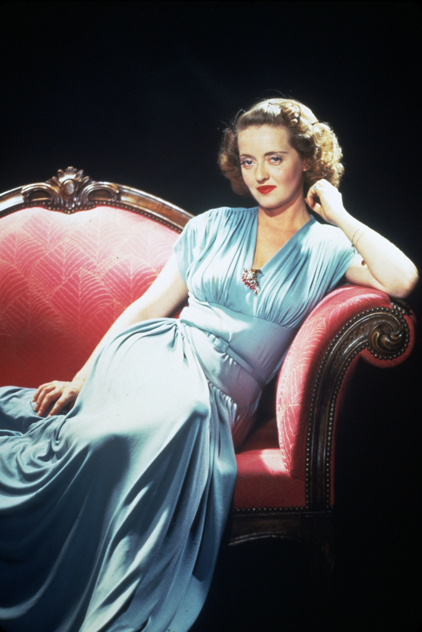 1940s Fashion The Decade Captured In 40 Incredible Pictures Marie Claire 