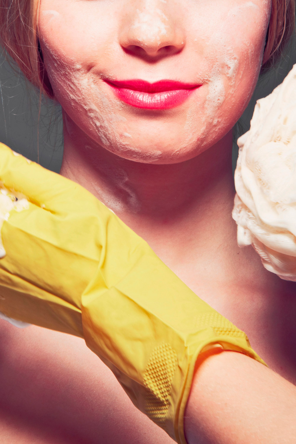 How to remove fake tan