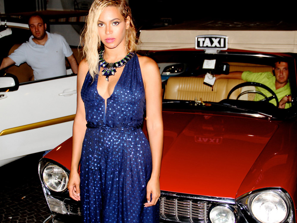 Beyonce on holiday in Italy - Beyonce's personal photo album Beyonce on holiday in Italy - Beyonce's personal photo album