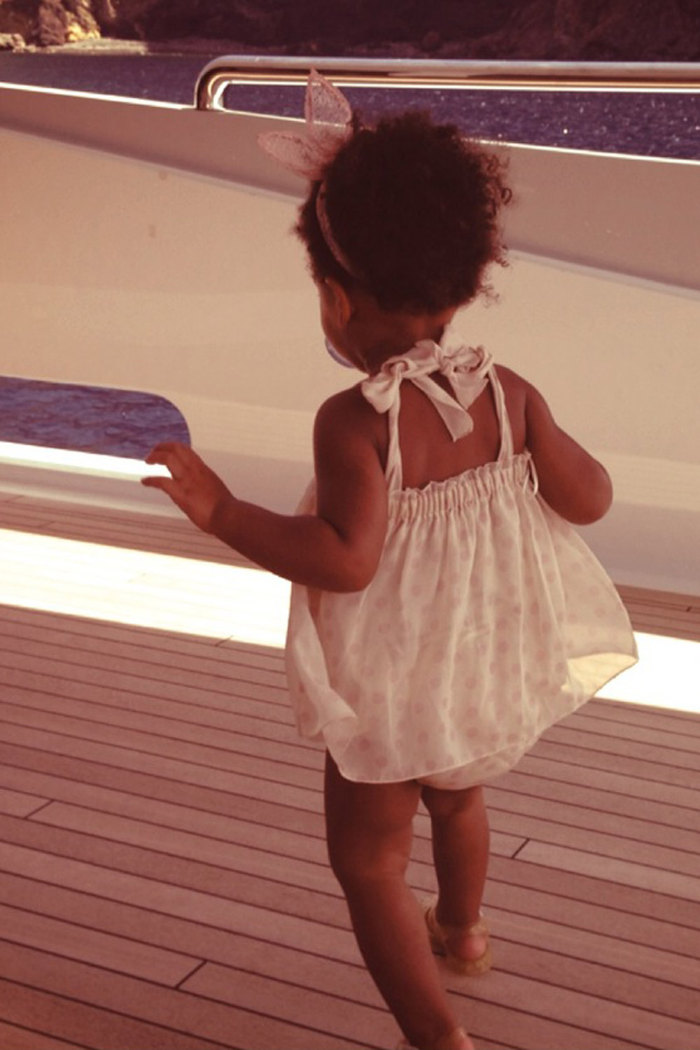 Blue Ivy on holiay with Beyonce and Jay-Z - Beyonce's Personal Photo Album Blue Ivy on holiay with Beyonce and Jay-Z - Beyonce's Personal Photo Album