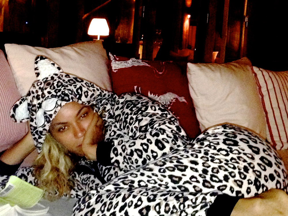 Beyonce on holiday in Brazil - Beyonce's personal photo album Beyonce on holiday in Brazil - Beyonce's personal photo album