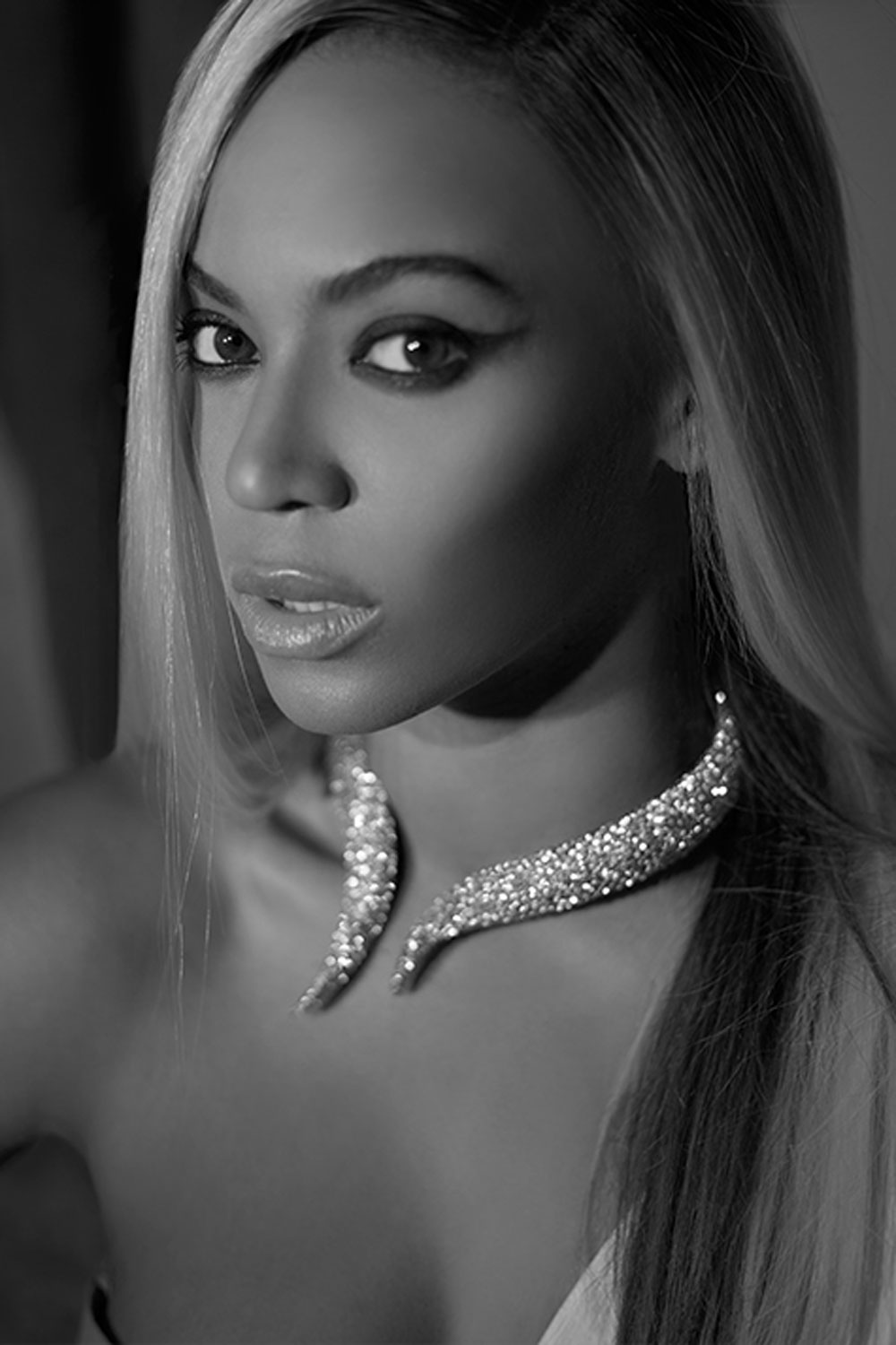 Beyonce models for Herring & Herring Beyonce models for Herring & Herring