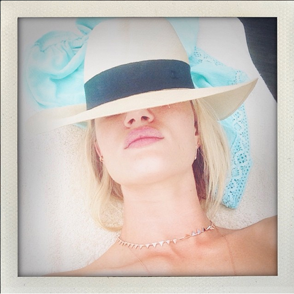 Rosie Huntington-Whiteley on holiday in Hawaii