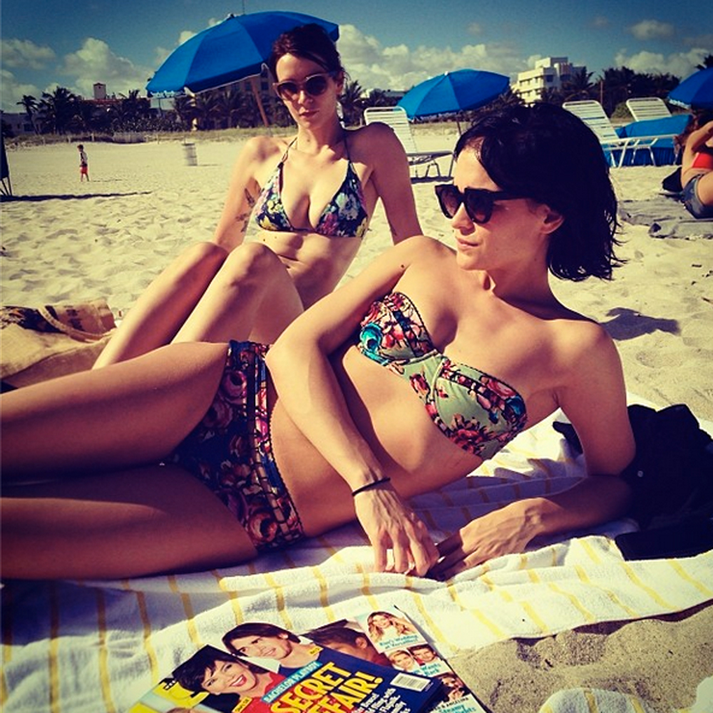 Celebs In Bikinis