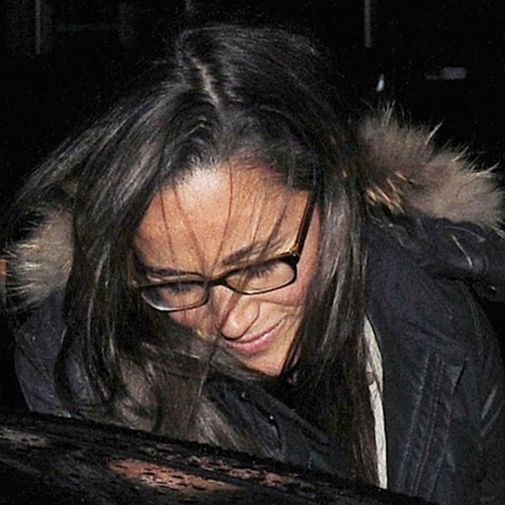 Pippa Middleton shows off her date night outfit in London