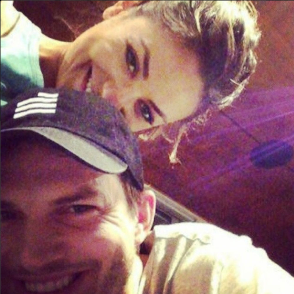 Mila Kunis Ashton Kutcher engaged