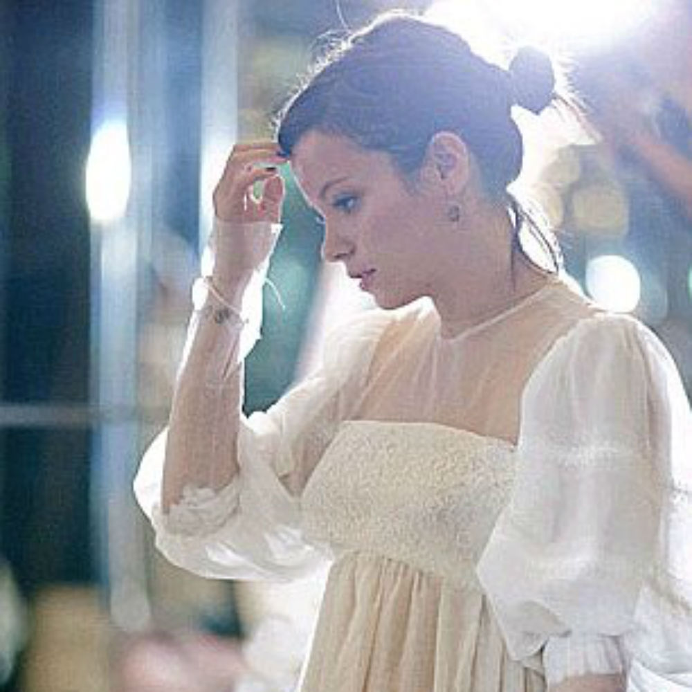 Lily Allen lost her Chanel wedding dress