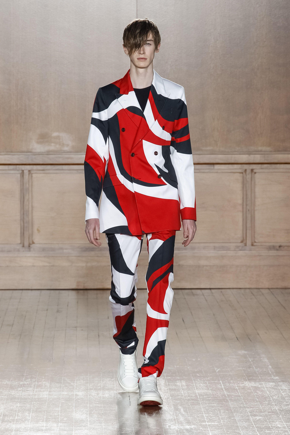 Alexander McQueen Spring/Summer 2015 At The London Collections: Mens Alexander McQueen Spring/Summer 2015 At The London Collections: Mens
