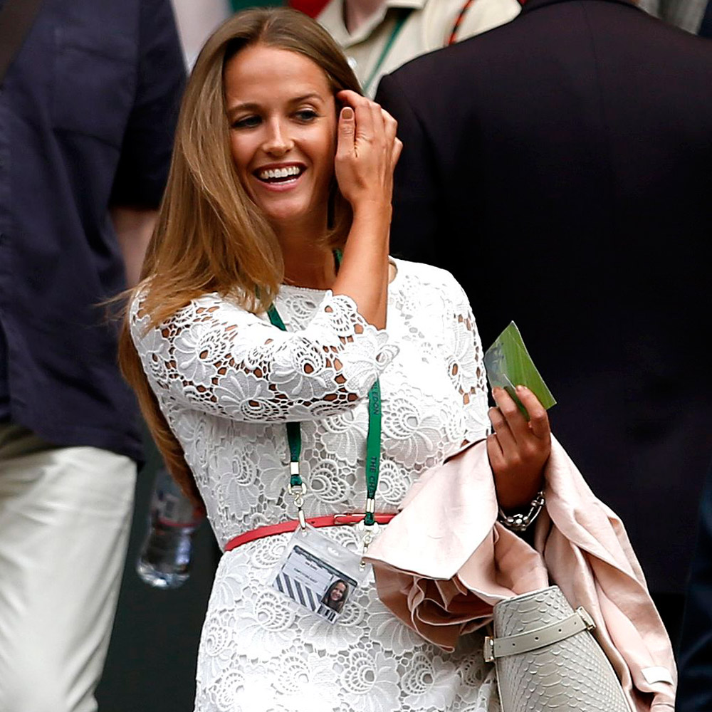 Kim Sears weaing a Reiss dress to watch Andy Murray play at Wimbledon 2014