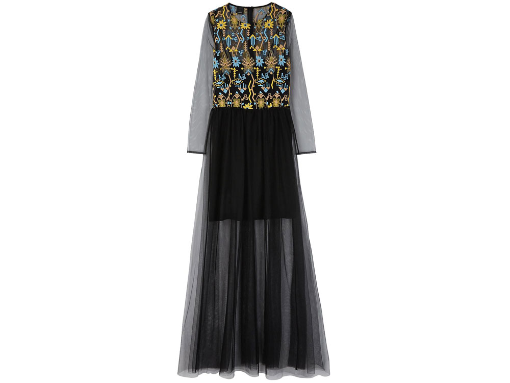 Three Ways The Brand New Embellishment Trend Will Reinvent Your Eveningwear