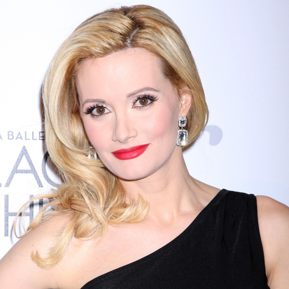 <b>Holly Madison&#39;s</b> Tell-All Book About The Playboy Mansion And Hugh Hefner Is ... - Holly-Madison-THUMB