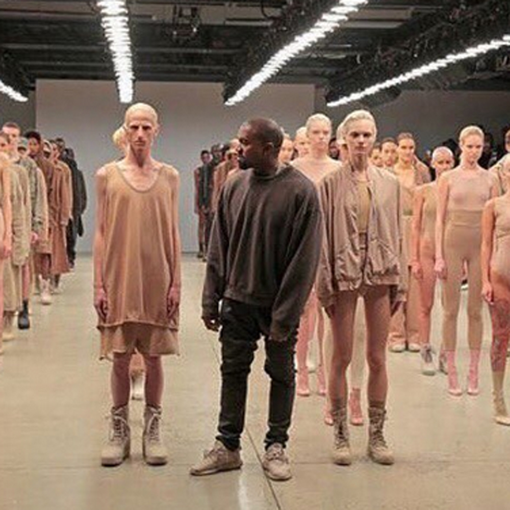 Kanye west fashion show kim kardashian