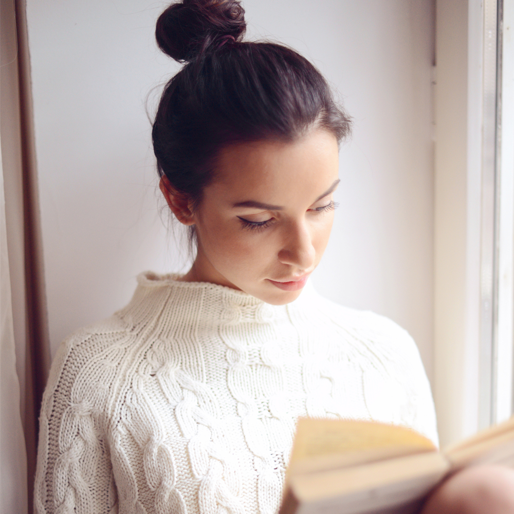 Bookends_MAC_September_Thumb_1000x1000